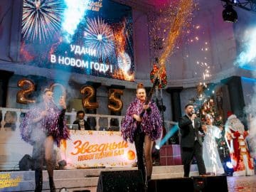 Артисты Звёздного Новогоднего Бала 2024 в Дортмунде: вокалисты, музыканты, танцоры и ведущие создают незабываемую атмосферу праздника. Festliches Künstler- und Showprogramm beim Silvester-Exclusiv Dortmund 2024 – Musik, Gesang, Tanz und Moderation für einen einzigartigen Neujahrsball.